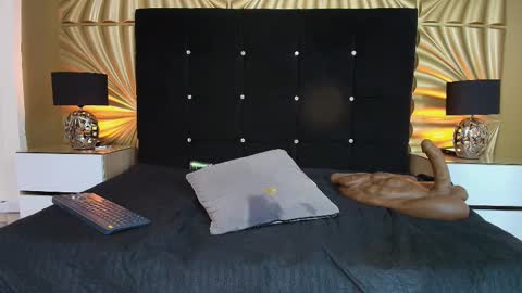 Snapshot of emmily_keller chatting on 03/05/26, 01:40 Emmily keller online show from 03/05/26, 01:40