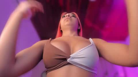 Snapshot of emmily_savage chatting on 02/13/26, 12:01 online show from 02/13/26, 12:01