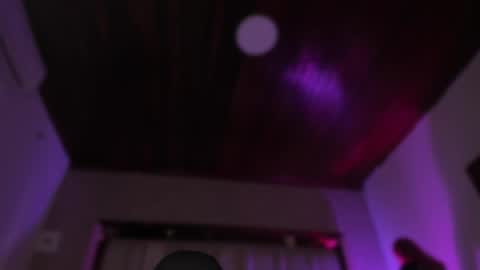 Snapshot of emmily_savage chatting on 04/10/26, 11:37 online show from 04/10/26, 11:37