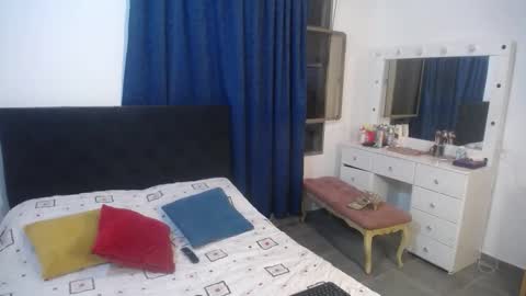 Emmily online show from 09/28/25, 11:21