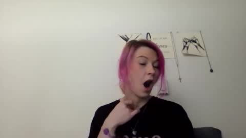 emmwarr1514 online show from 02/11/26, 03:39