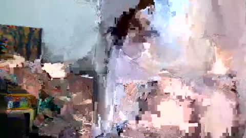 Snapshot of emmy___lee chatting on 01/06/25, 05:52 emmy___lee online show from 01/06/25, 05:52