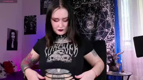 Snapshot of emmybrightj_ chatting on 03/23/26, 02:48 Emmy Bright 50 online show from 03/23/26, 02:48