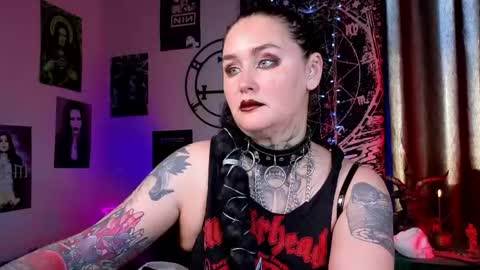 Snapshot of emmybrightj_ chatting on 05/25/26, 02:06 Emmy Bright 50 online show from 05/25/26, 02:06