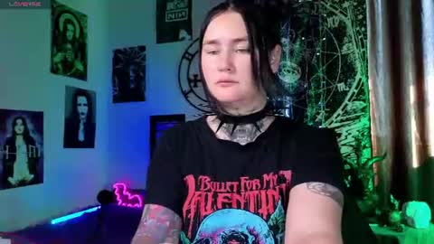 Emmy Bright     50  online show from 07/02/26, 02:33