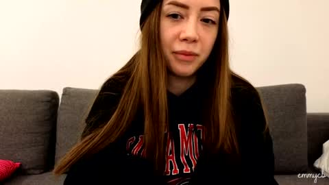 Snapshot of emmycb chatting on 03/24/26, 06:13 Em online show from 03/24/26, 06:13