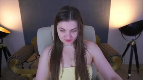 Snapshot of emmycharm chatting on 06/15/26, 05:42 E M M Y online show from 06/15/26, 05:42