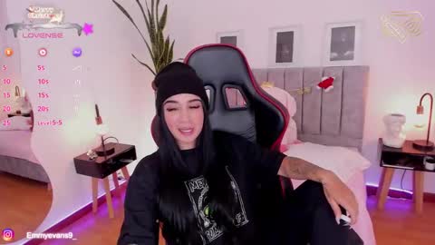 Emmy Evans  online show from 12/16/24, 07:21