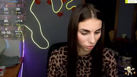 Snapshot of emmygreans chatting on 11/25/25, 12:38 Emmy online show from 11/25/25, 12:38