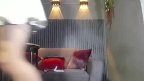 Snapshot of emmyy_fantasyy chatting on 03/27/26, 12:38 emmyy_fantasyy online show from 03/27/26, 12:38
