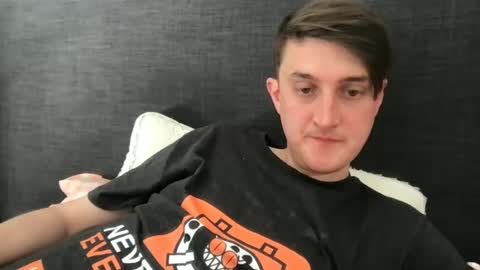 Snapshot of emotionalmotionsickness chatting on 01/07/25, 05:43 emotionalmotionsickness online show from 01/07/25, 05:43