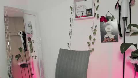 Emperatriz online show from 02/19/25, 10:31