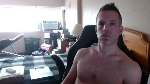 Snapshot of empire_north_315 chatting on 07/19/26, 03:16 empire_north_315 online show from 07/19/26, 03:16