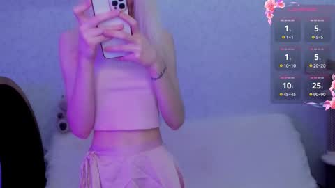 Snapshot of empress_ki chatting on 10/31/25, 11:39 Ki online show from 10/31/25, 11:39