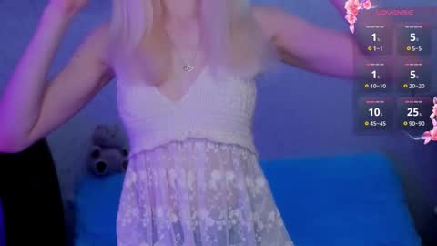 Snapshot of empress_ki chatting on 12/04/25, 12:42 Ki online show from 12/04/25, 12:42