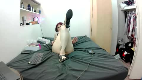 Empress Lillth online show from 04/15/26, 07:58