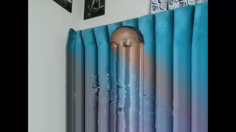 Snapshot of empressdoll395137 chatting on 11/22/25, 09:58 empressdoll395137 online show from 11/22/25, 09:58