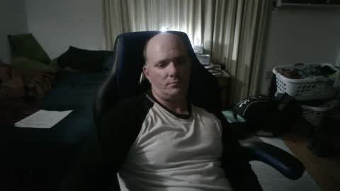 Matt online show from 10/10/25, 04:33