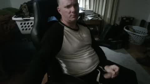 Matt online show from 11/10/25, 04:44