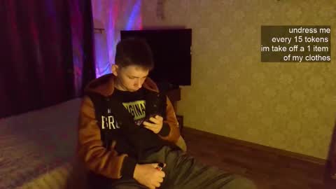 emveeboy96 online show from 11/10/25, 08:41