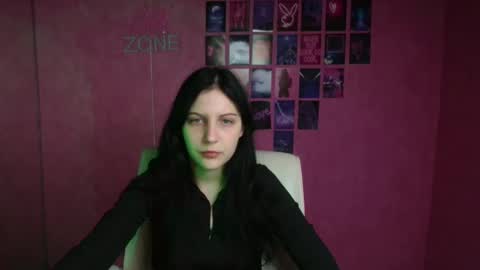 Emma online show from 11/18/25, 06:45