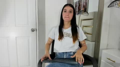 EMY FERRER online show from 07/03/26, 02:29