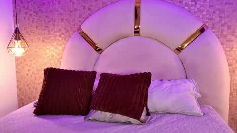 Emy  online show from 04/07/26, 11:43