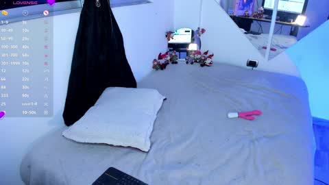 Im Emily would you like to help me reach 100  online show from 12/22/24, 11:41