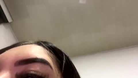 emyandkevin online show from 01/19/26, 03:32