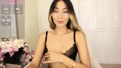 Snapshot of emyconneer chatting on 03/12/26, 10:49 emyconneer online show from 03/12/26, 10:49