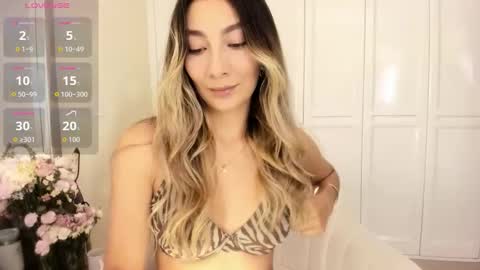 Snapshot of emyconneer chatting on 03/17/26, 05:05 emyconneer online show from 03/17/26, 05:05