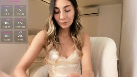 Snapshot of emyconneer chatting on 04/12/26, 08:14 emyconneer online show from 04/12/26, 08:14