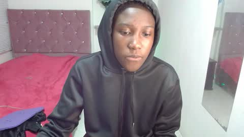 Snapshot of emyfuckpussy chatting on 10/21/25, 12:17 emyfuckpussy online show from 10/21/25, 12:17