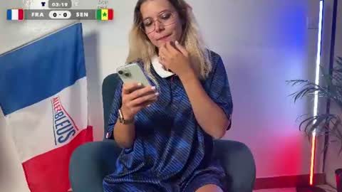 EmyLana online show from 06/16/26, 07:05