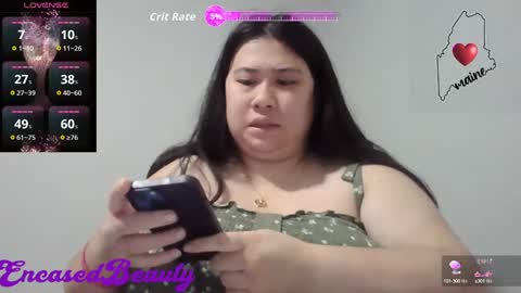 Snapshot of encasedbeauty chatting on 10/06/25, 01:14 Ela online show from 10/06/25, 01:14