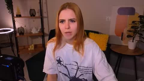 Snapshot of enchanted_bella chatting on 03/08/26, 01:59 enchanted_bella online show from 03/08/26, 01:59