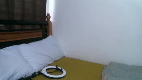 Vee online show from 04/10/26, 10:31