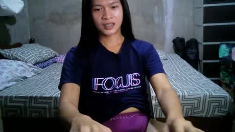 Snapshot of endless_cumexplosion chatting on 01/24/25, 08:23 I am MITCH online show from 01/24/25, 08:23