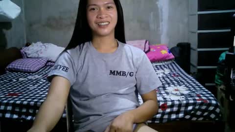 Snapshot of endless_cumexplosion chatting on 02/13/25, 11:37 I am MITCH online show from 02/13/25, 11:37