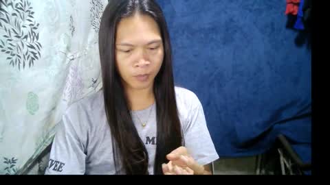 Snapshot of endless_cumexplosion chatting on 10/17/25, 01:42 I am MITCH online show from 10/17/25, 01:42