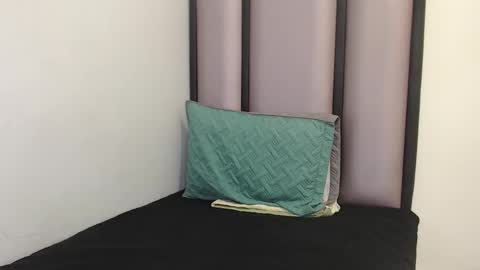 endrick_23 online show from 02/22/26, 04:13