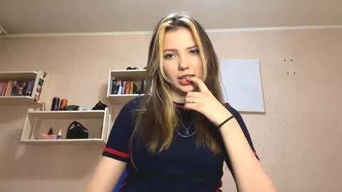 Margot online show from 04/12/26, 06:02