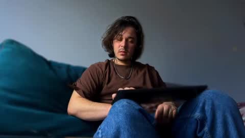 niki online show from 11/27/25, 07:43