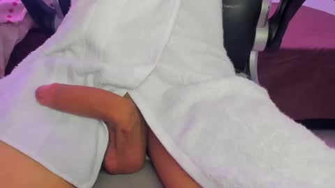 engel20042001 online show from 12/14/24, 04:09