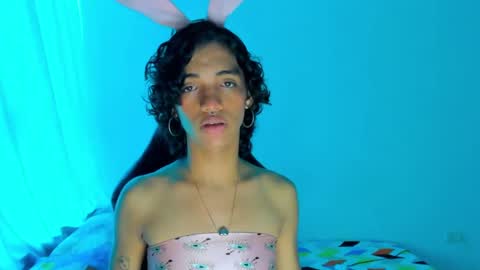 engel20042001 online show from 12/24/24, 05:44