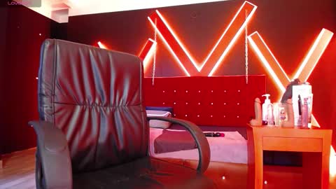 Engel online show from 10/17/25, 11:46