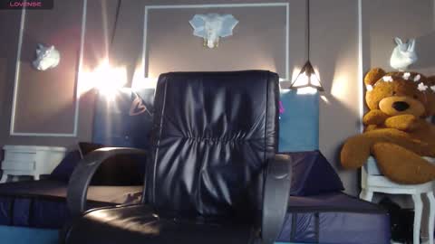 Snapshot of engel_devil chatting on 02/16/26, 11:17 Engel online show from 02/16/26, 11:17