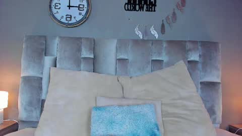  E N G E L  online show from 02/24/25, 07:30