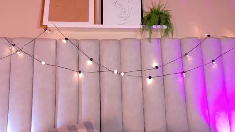  E N G E L  online show from 11/12/25, 07:57