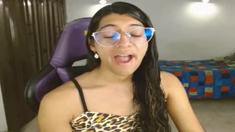 Engiel phoenix instagram engiel 13 online show from 11/23/25, 09:36